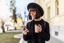 Integrating a Budgeting App into Your Daily Routine for Better Money Management